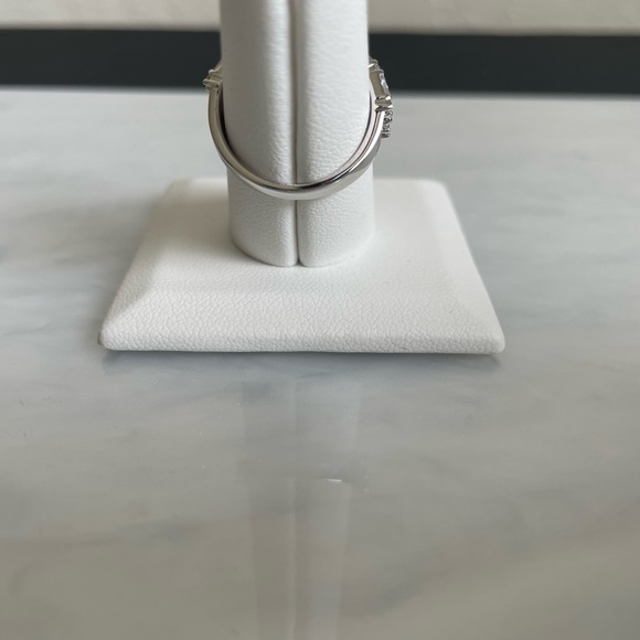 Sterling Silver Tanzanite and White Zircon Gemstone Band Ring Size 7 - Picture 8 of 12